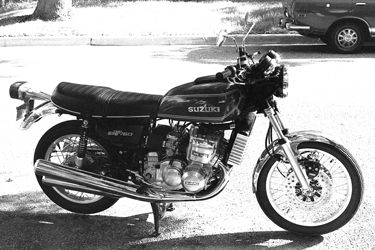 1977 Suzuki GT 750B right